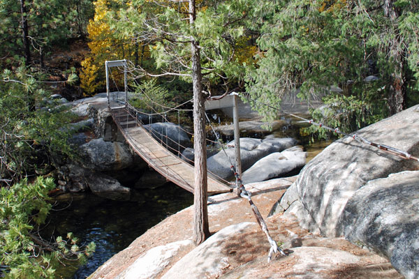 Swinging Bridge Sierra Day Hikes