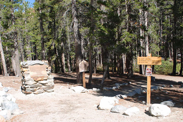 Heart Lake trailhead, Mammoth Lakes, CA